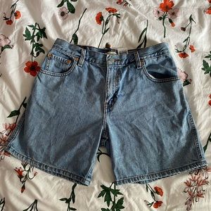 Vintage Levi’s 550 Relaxed Shorts